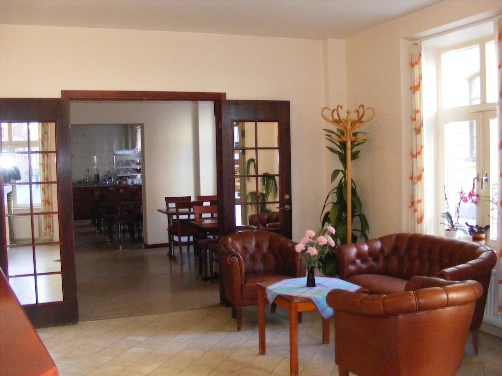 Continental Hotel 3*